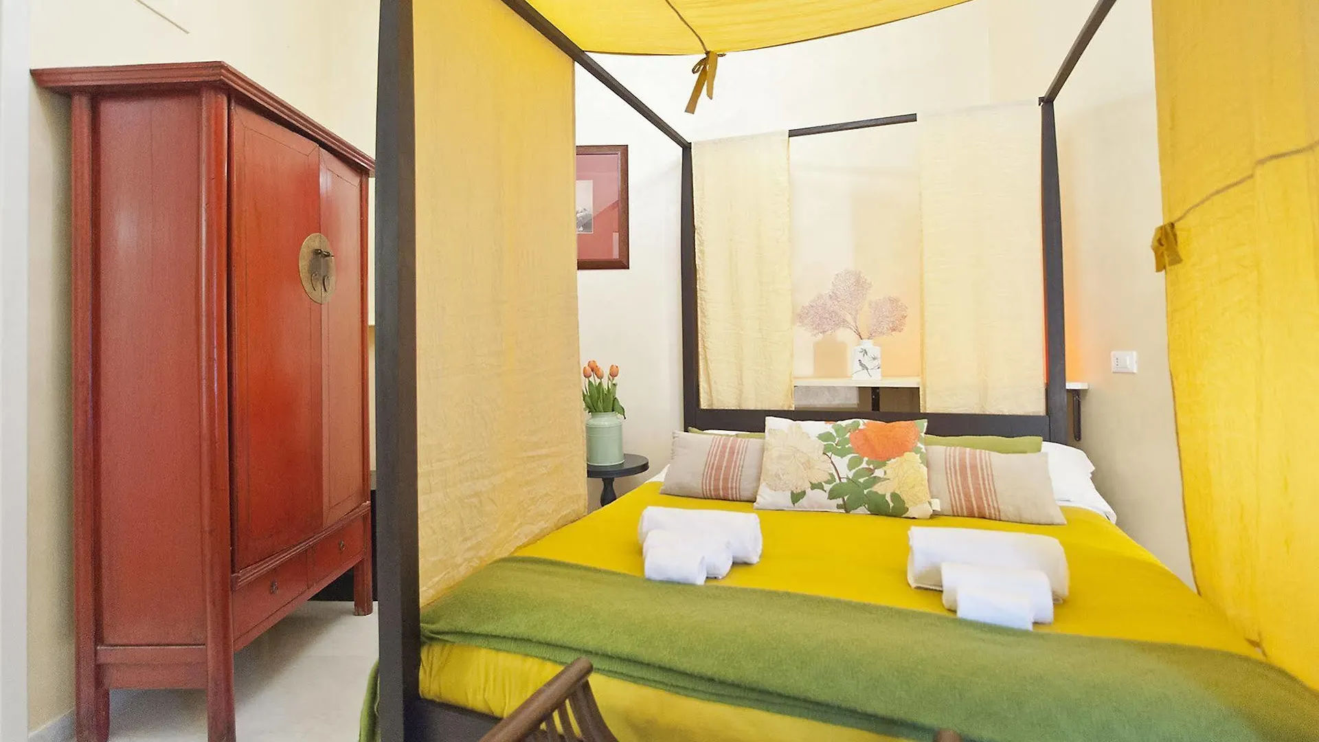 Holidays Rooms Roma